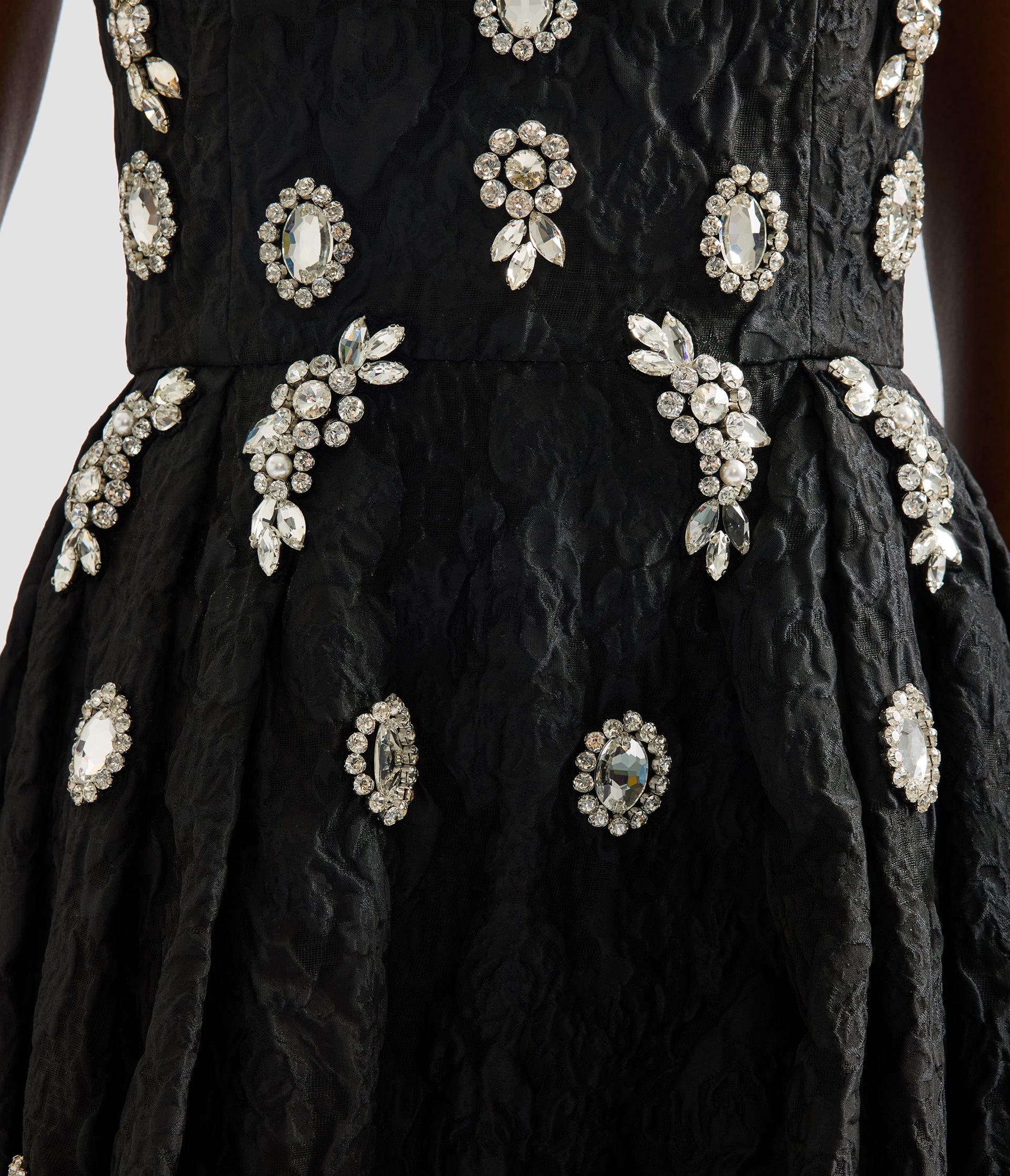 Embroidered Cloque Jacquard Sleeveless Midi Dress