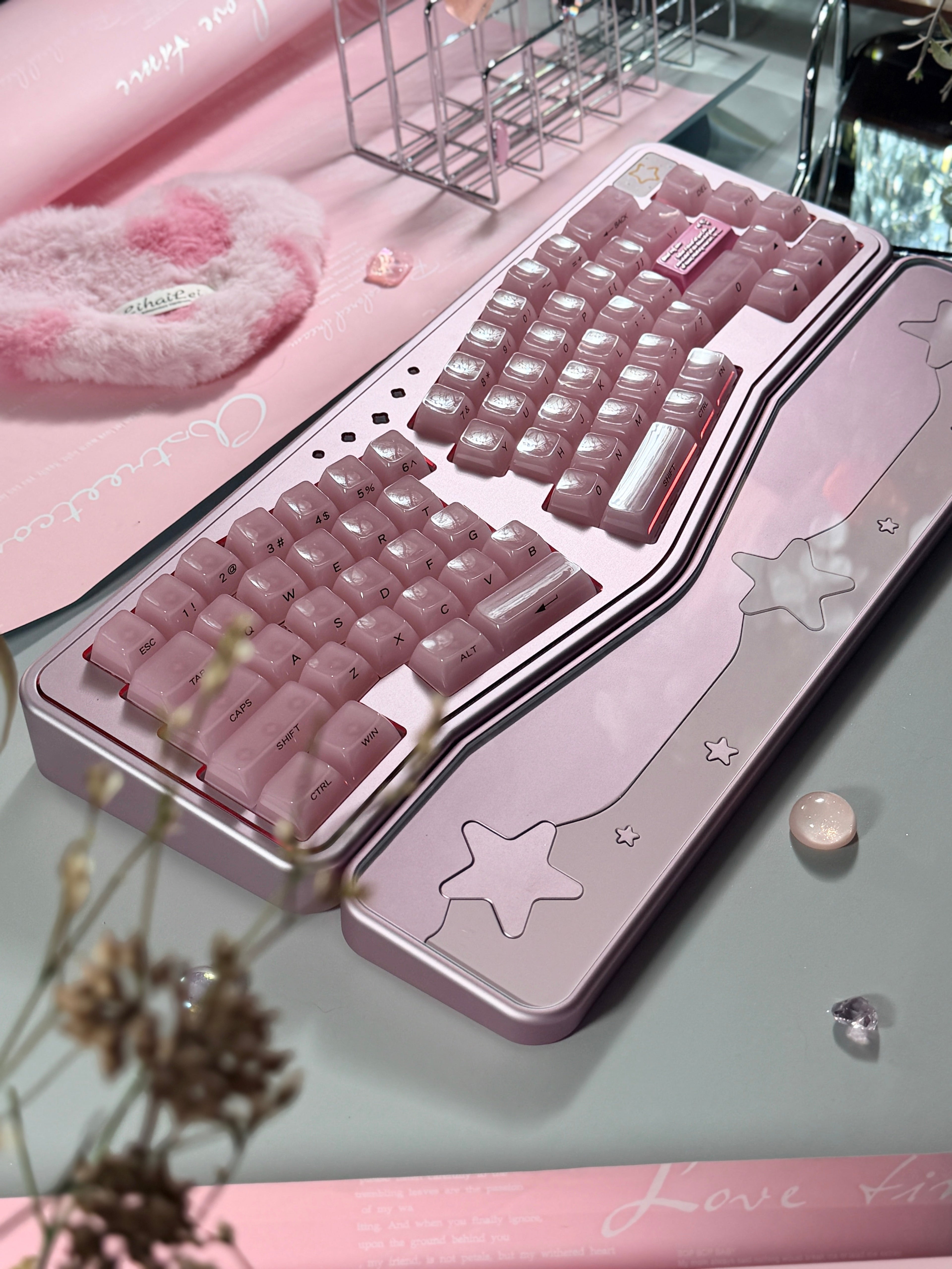 ONLY 1 Instock Prebuilt Aluminum Custom Mechanical Keyboard Staralice Ergonomic Anodized Pink Set including Wristrest Keycaps & switches