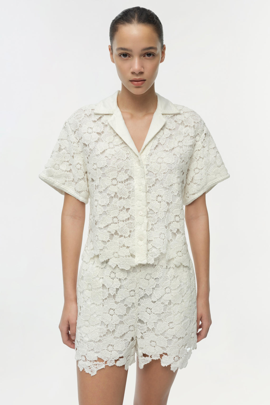Holly Lace Short