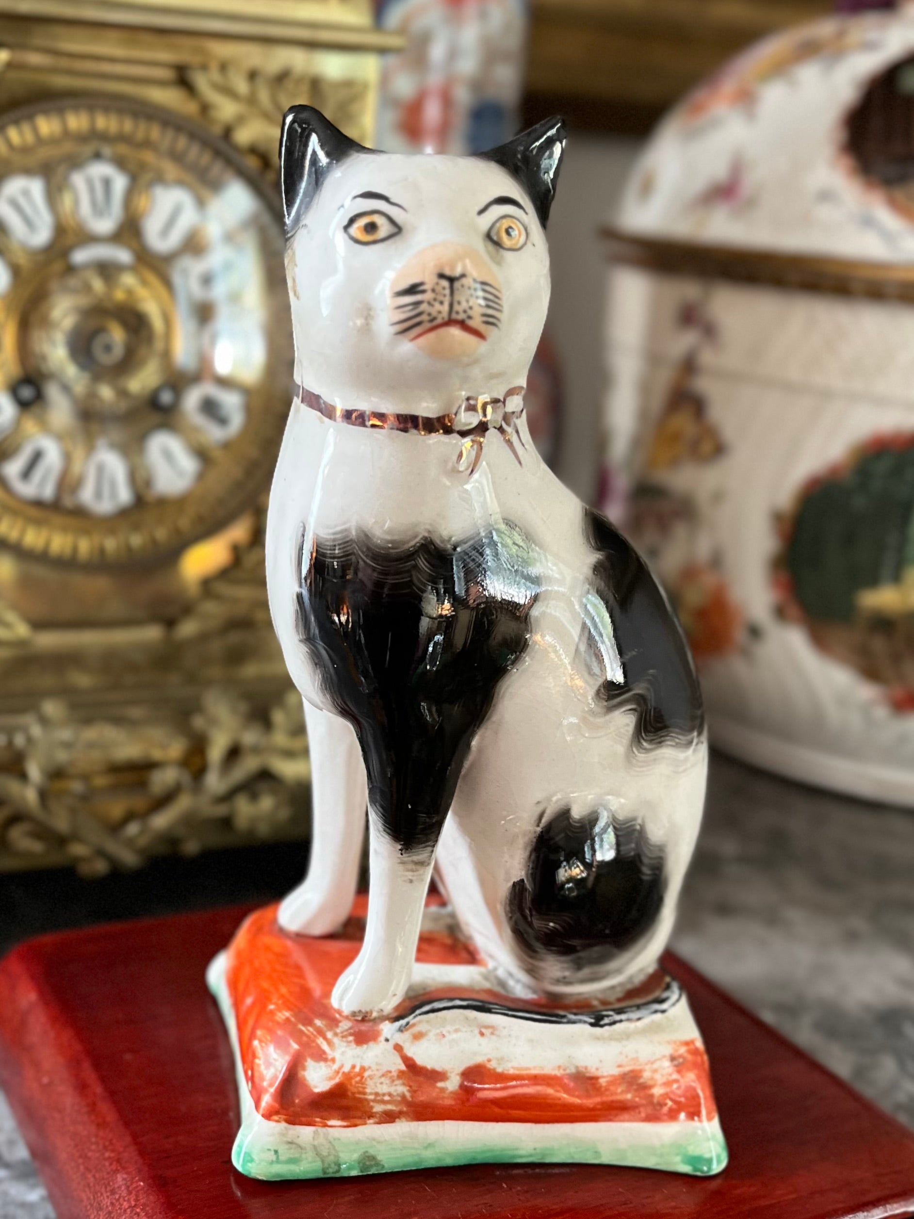 Staffordshire Seated Cat Figure c.1920–1935 | Attributed to William Kent | Early Unmarked Example - Single