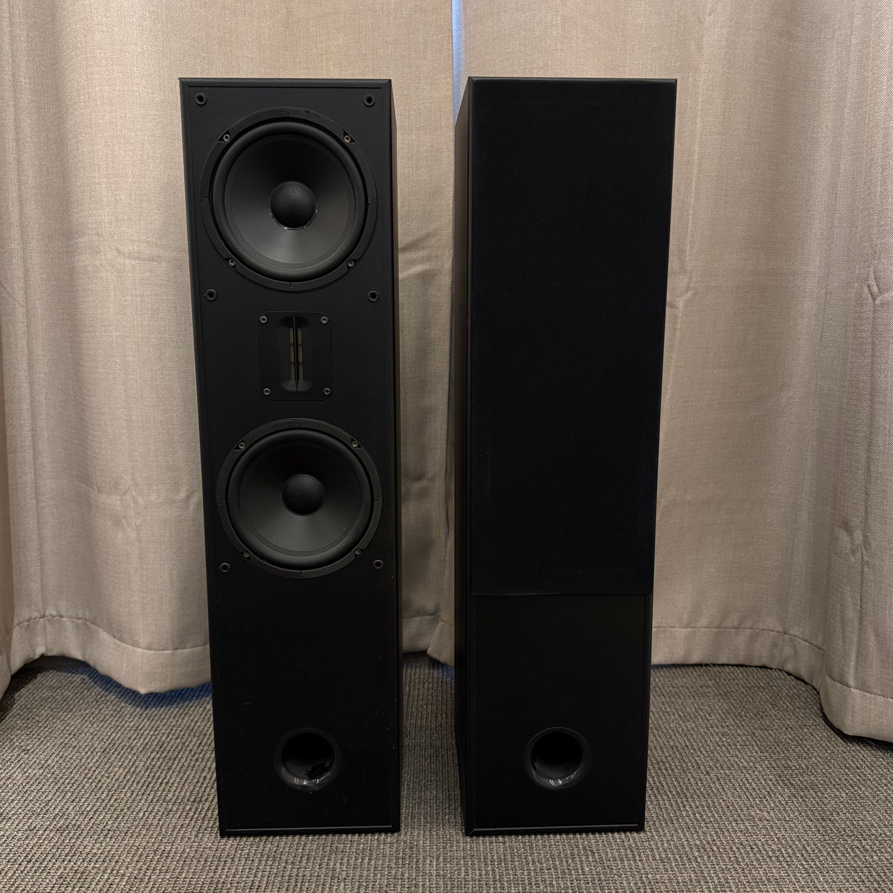 Monoprice Parlantes Columnas MPT65RT  (par) (CONSIGNACIÓN)