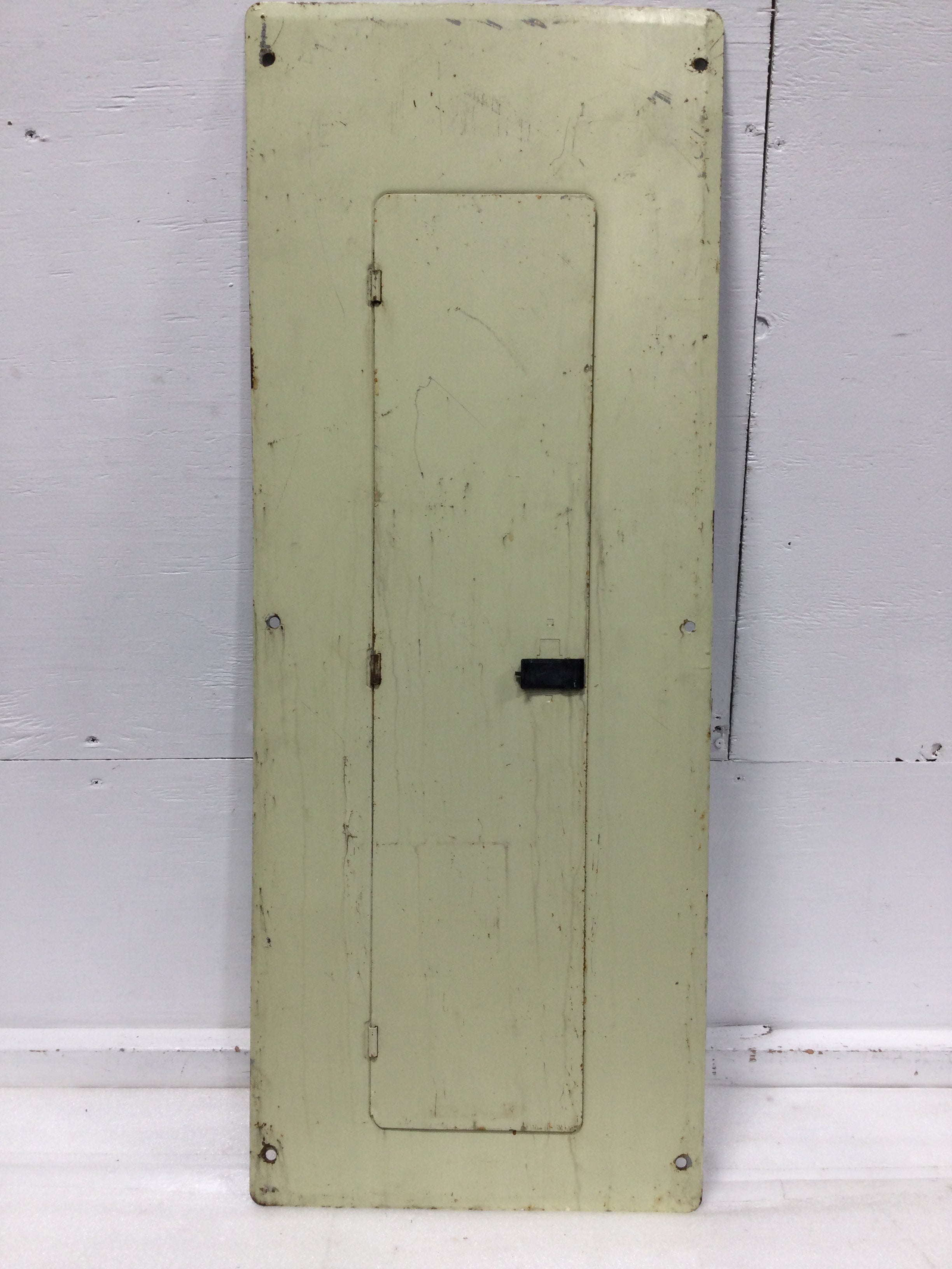 Siemens G4040MB1200 200A 40 Space 120/240V Cover Only w/Main 40 1/8" x 15 1/2"