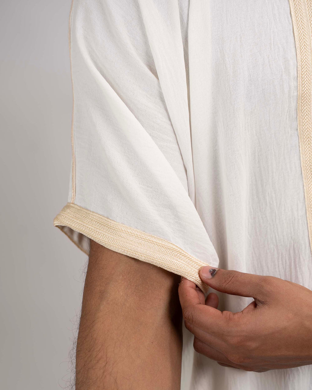 White Gold Moroccan Thobe for Men – hand view | Furqanwear Canada