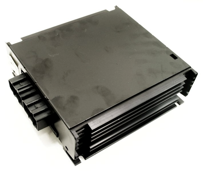 Monsoon Amp Amplifier 01-05 VW Passat B5.5 - Genuine - 3B0 035 456