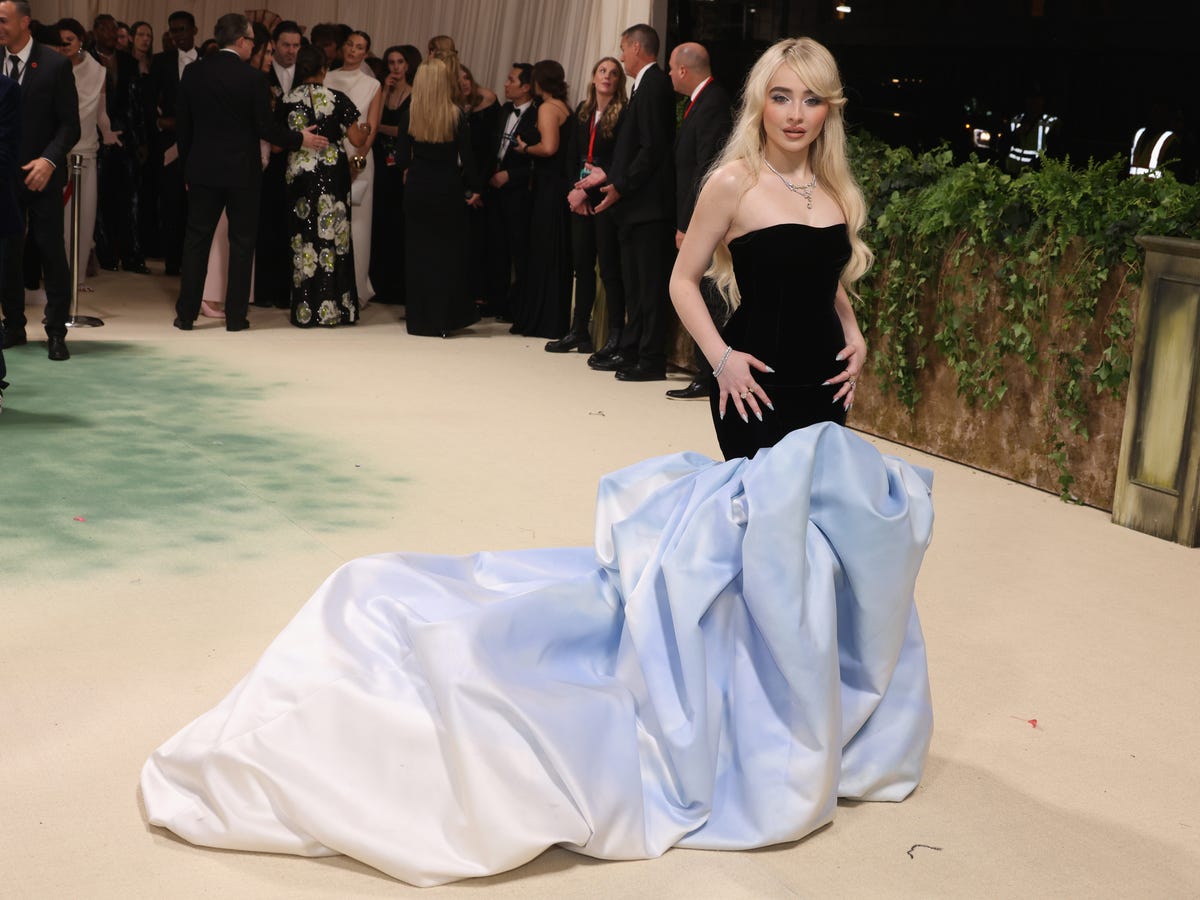 Sabrina Carpenter Dons a Cinderella Ball Gown for the 2024 Met Gala