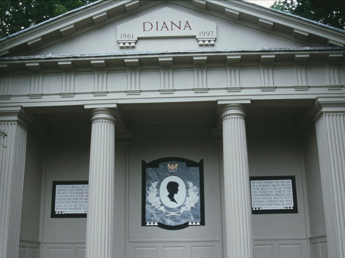 Princess Diana's brother, Charles Spencer, Says He Visits Her Island Grave "Pretty Much Every Day"