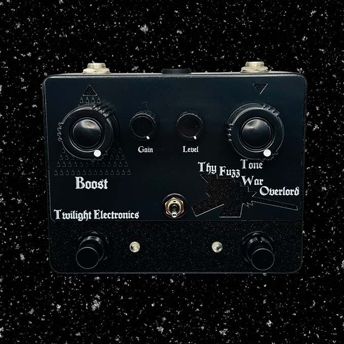 Thy Fuzzwar Overlord - a recreation of a cult classic fuzz mayhem