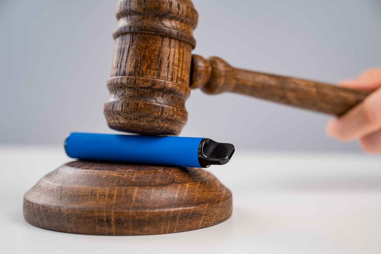 Arizona Raises Tobacco Age to 21